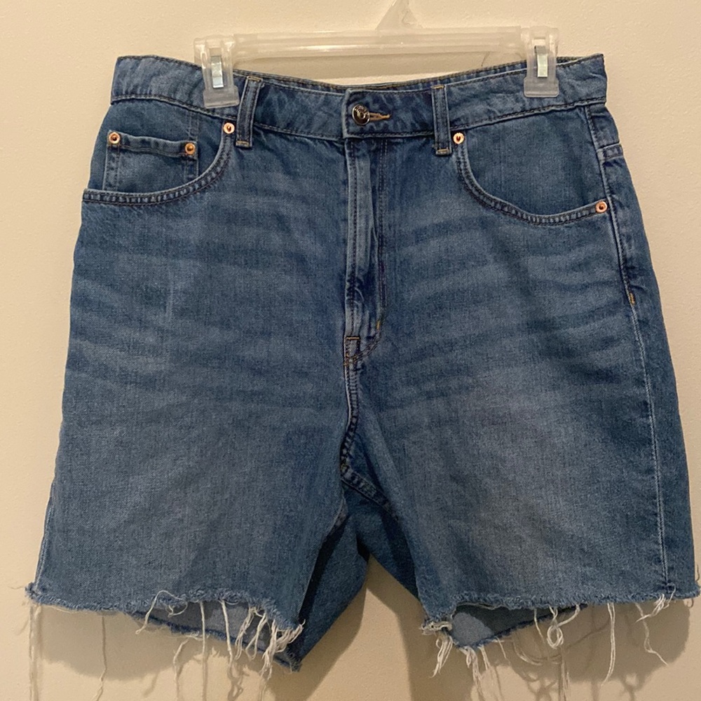 H&M frayed hem bermuda shorts